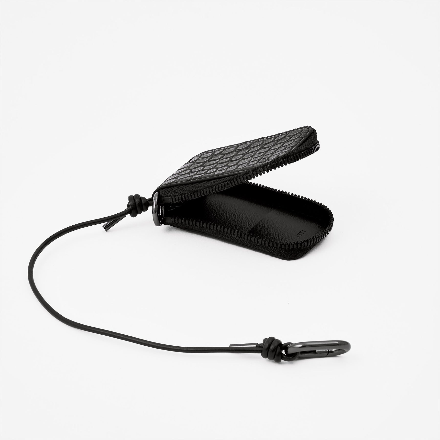 CRISTY SMART KEY CASE / POROSUS CROCO BK｜ポロサス クロコダイル 本革キーケース スマートキー メンズ レディース｜ITTI（イッチ）公式