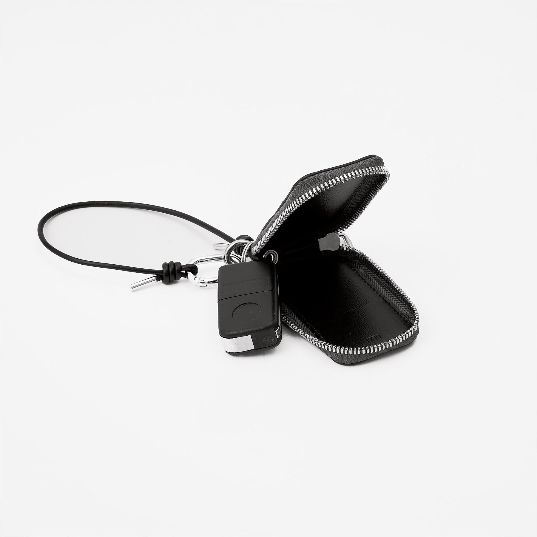 CRISTY SMART KEY CASE / POROSUS CROCO BK｜ポロサス クロコダイル 本革キーケース スマートキー メンズ レディース｜ITTI（イッチ）公式