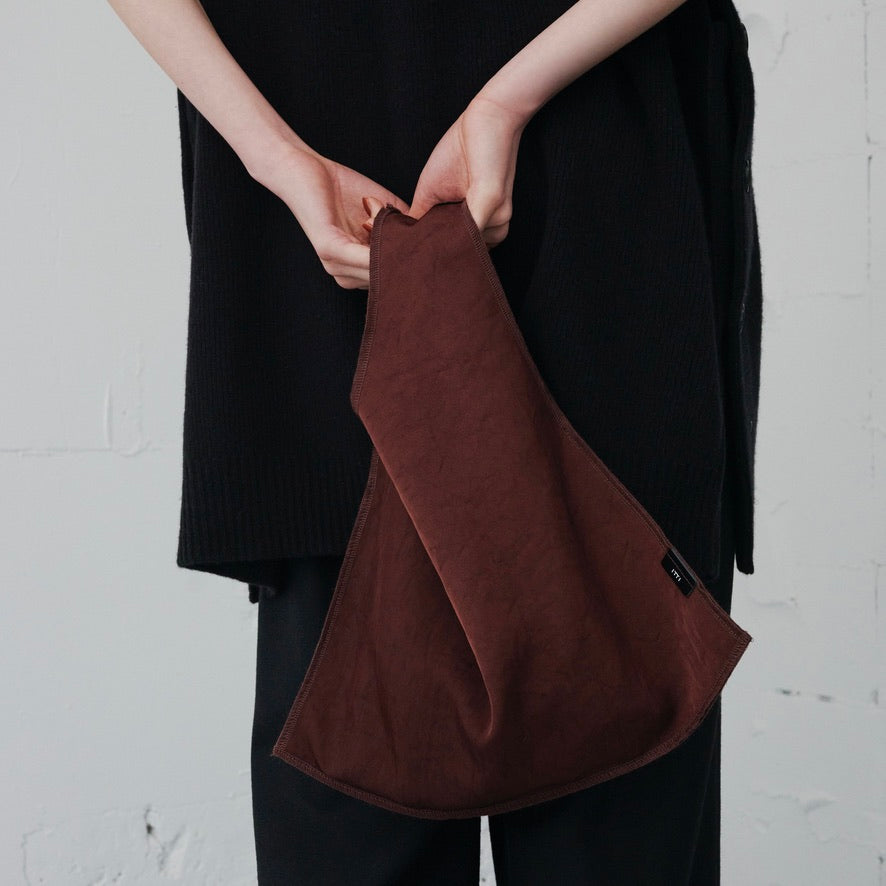 ANNIE REGISTER BAG - M / CERATO BRIGHT｜ミニマルデザインのナイロンバッグ メンズ レディース｜ITTI（イッチ）公式
