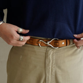 ITTI (イッチ) | HERRIE HOOK BELT / DIPLO JP (ヘリーフックベルト / ディプロジャパン) | シュリンク レザー シボ メンズ レディース サイズ 調整 ブランド