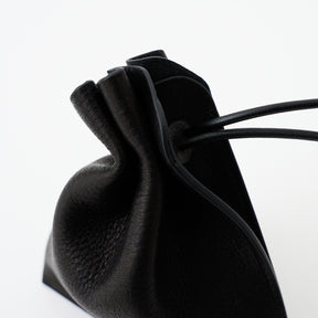 HERRIE KINCHAKU POUCH - XXS / DIPLO NUDE｜国産レザー ミニ巾着ポーチ ネックレス メンズ レディース｜ITTI（イッチ）公式