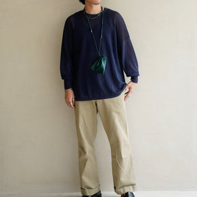 HERRIE KINCHAKU POUCH - XXS / RAPTO FLEX｜レザー ミニ巾着ポーチ 首掛け アクセサリー メンズ レディース｜女性着用画像 スタイリング コーディネート｜ITTI（イッチ）公式