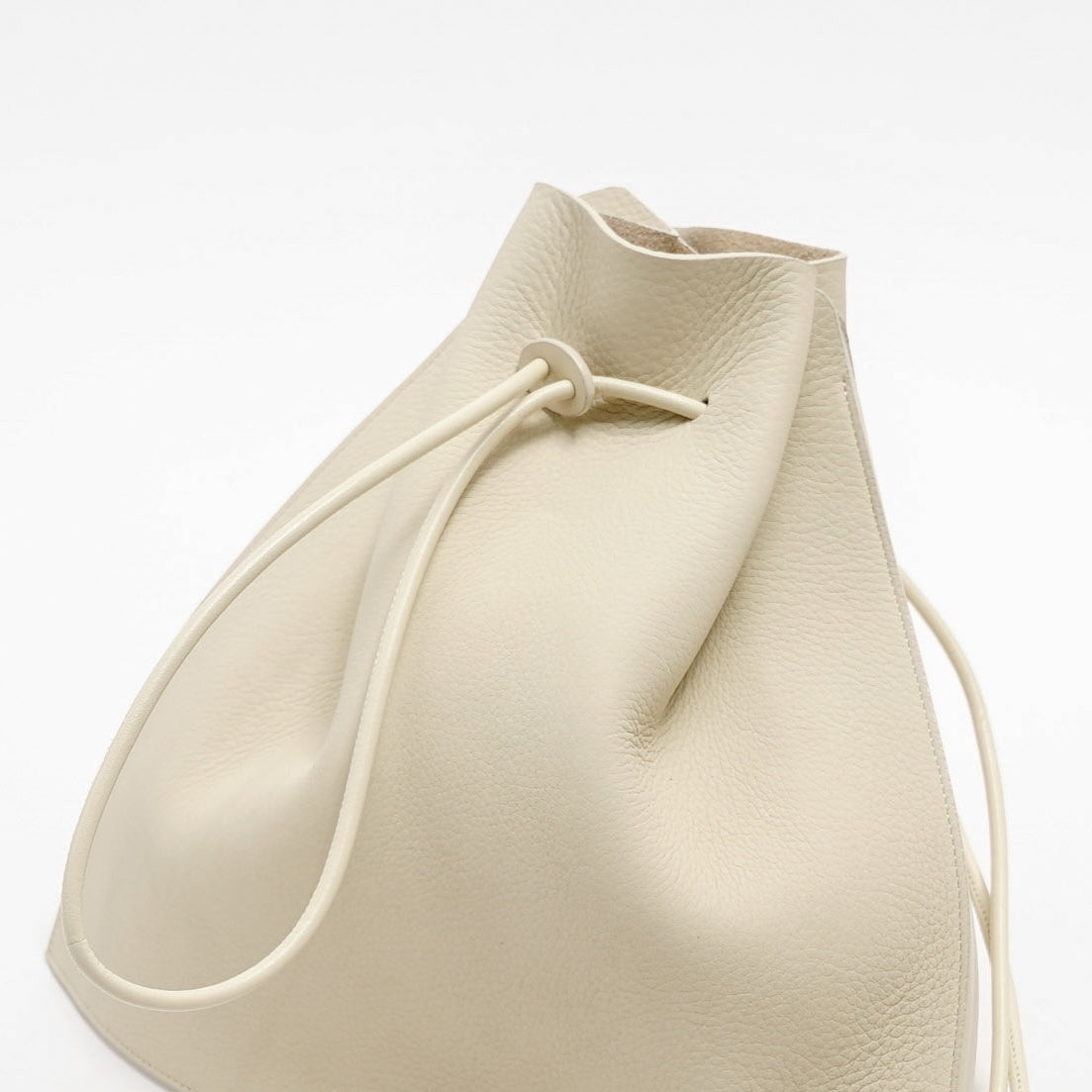 HERRIE KINCHAKU SHOULDER - MM / DIPLO SKY｜巾着ショルダー レザー バッグ メンズ レディース｜ITTI（イッチ）公式