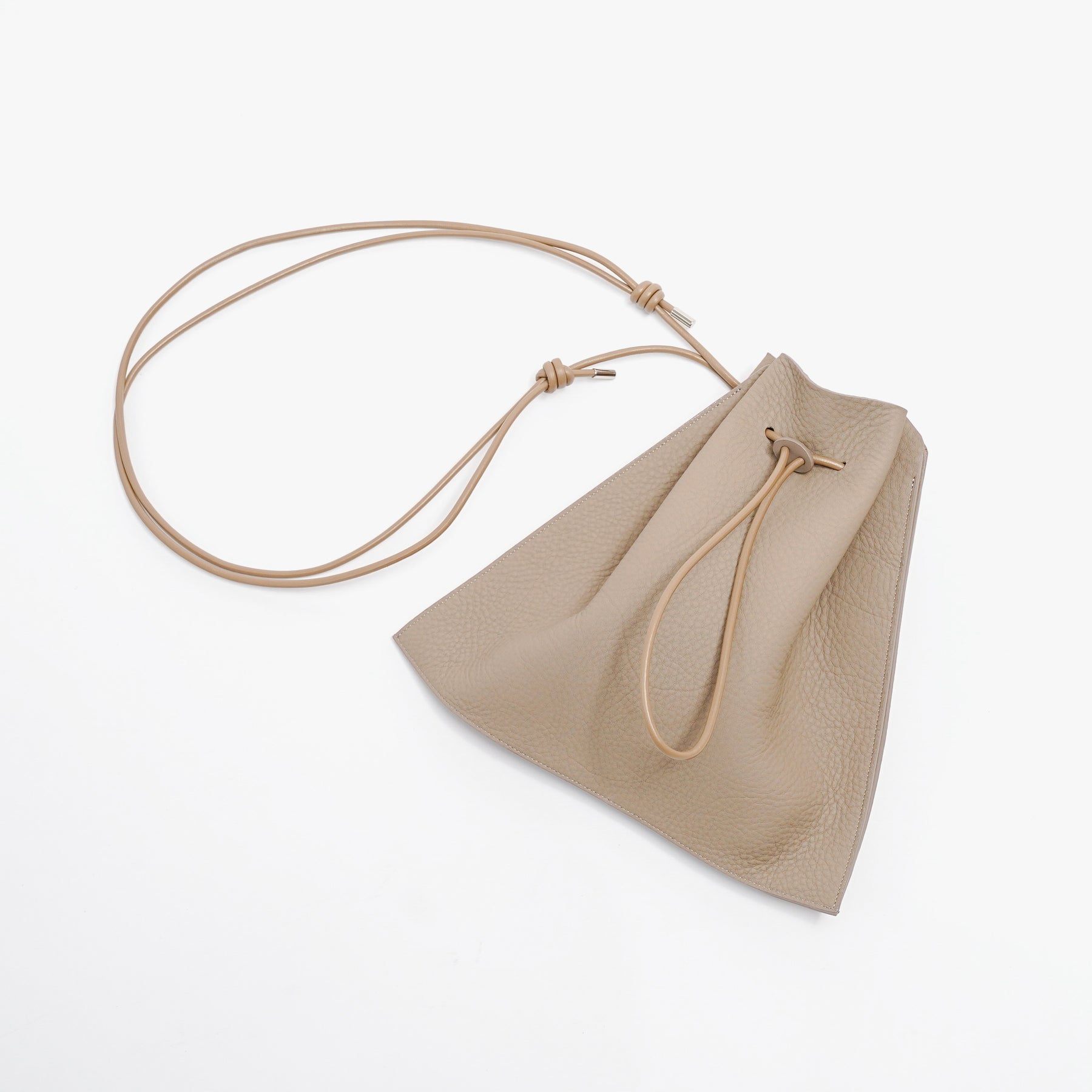 HERRIE KINCHAKU SHOULDER - MM / DIPLO SKY｜巾着ショルダー レザー バッグ メンズ レディース｜ITTI（イッチ）公式