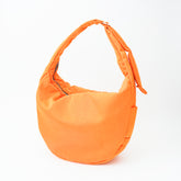 ANNIE PUFFER BIG MOON BAG / ACRYLIC CERATO BRIGHT｜塩縮ナイロン×アクリル加工 大容量三日月型ショルダーバッグ メンズ レディース｜ITTI（イッチ）公式