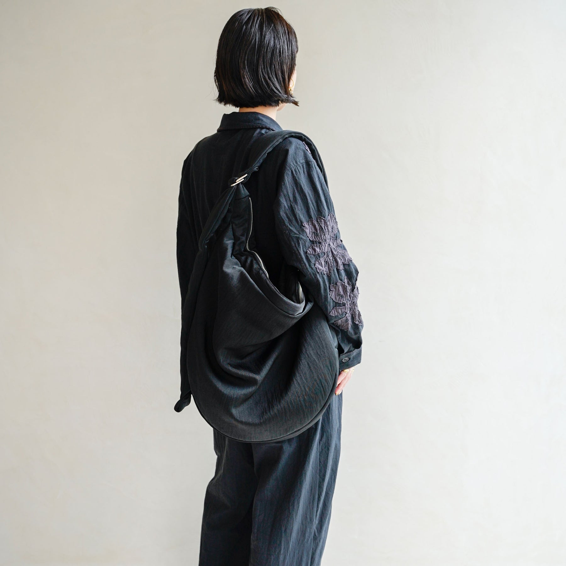 ANNIE PUFFER BIG MOON BAG / CERATO BRIGHT (アニーパファービッグ 