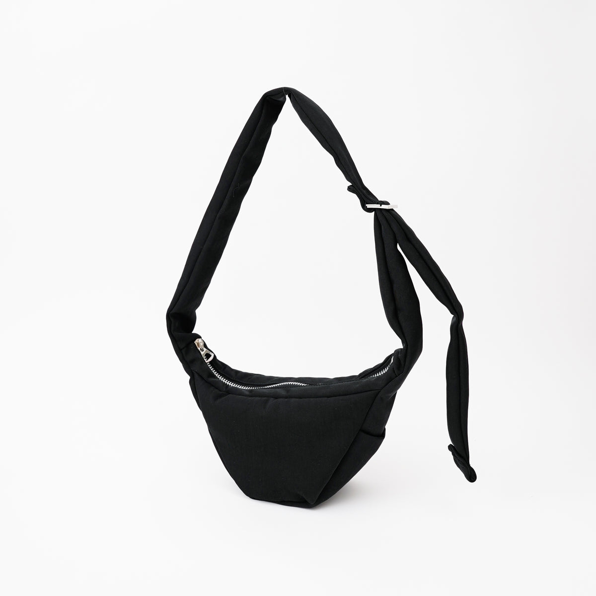 ANNIE PUFFER MINI MOON BAG / ACRYLIC CERATO BRIGHT｜ハリのある塩縮ナイロンのミニ三日月ショルダーバッグ メンズ レディース｜ITTI（イッチ）公式