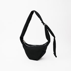 ANNIE PUFFER MINI MOON BAG / ACRYLIC CERATO BRIGHT｜ハリのある塩縮ナイロンのミニ三日月ショルダーバッグ メンズ レディース｜ITTI（イッチ）公式