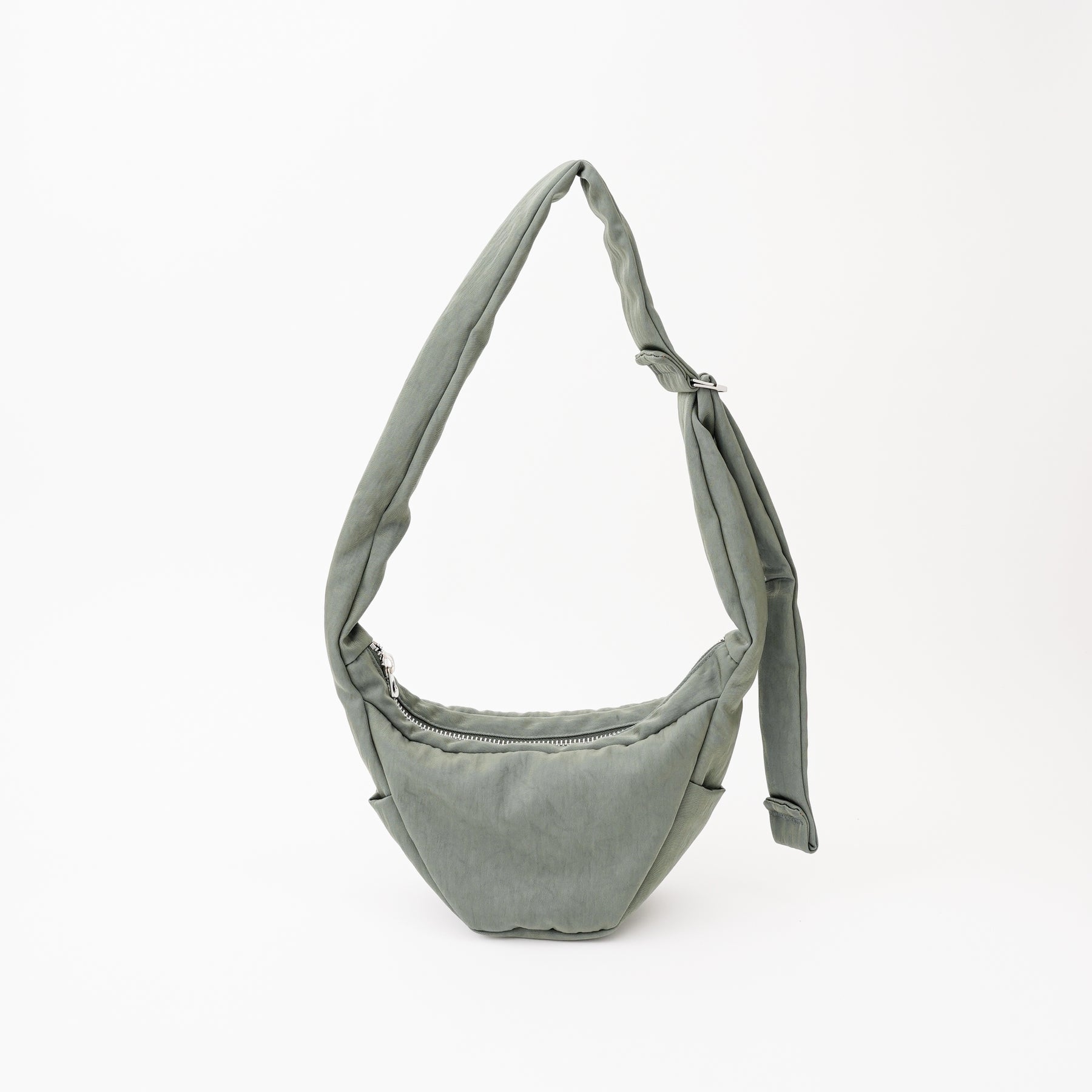 ANNIE PUFFER MINI MOON BAG / ACRYLIC CERATO BRIGHT｜ハリのある塩縮ナイロンのミニ三日月ショルダーバッグ メンズ レディース｜ITTI（イッチ）公式