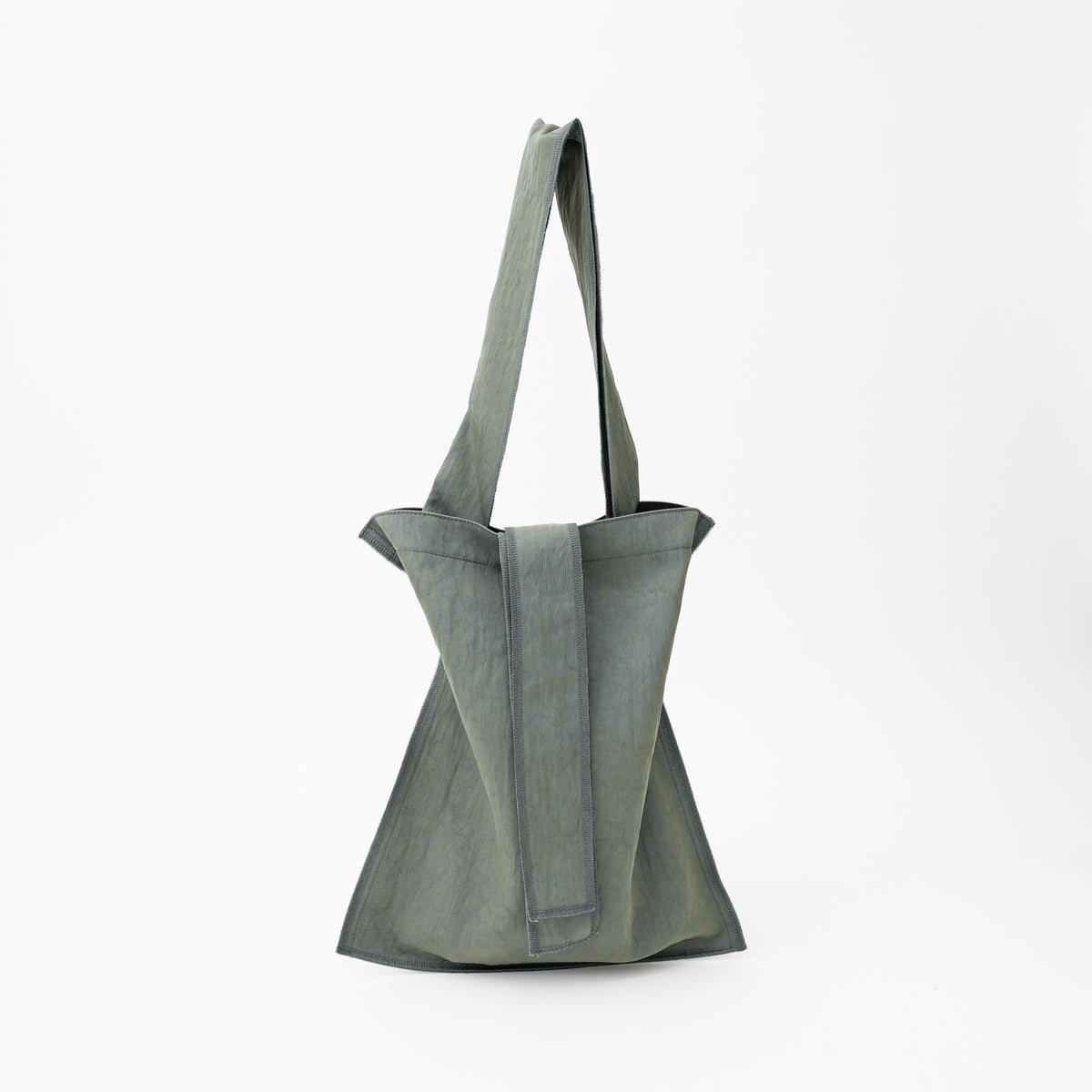 MARY INSIDE OUT TOTE - M / CERATO BRIGHT｜撥水ナイロン製 ワンショルダートートバッグ Mサイズ メンズ レディース｜ITTI（イッチ）公式
