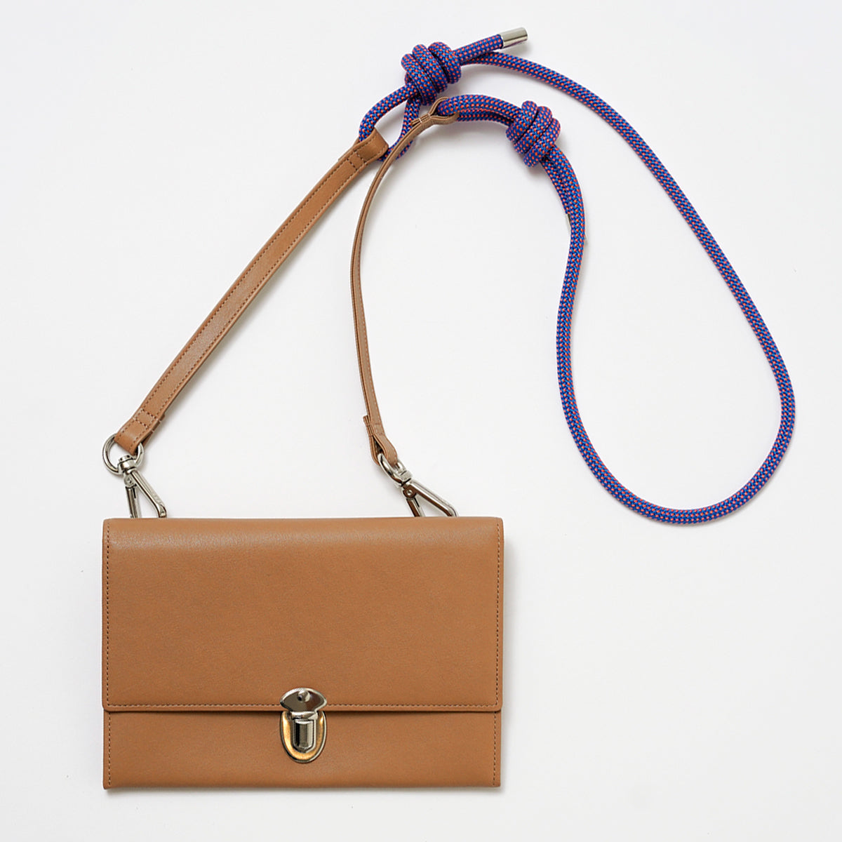 MICHELLE FUKIN CLUTCH POUCHのデザイン