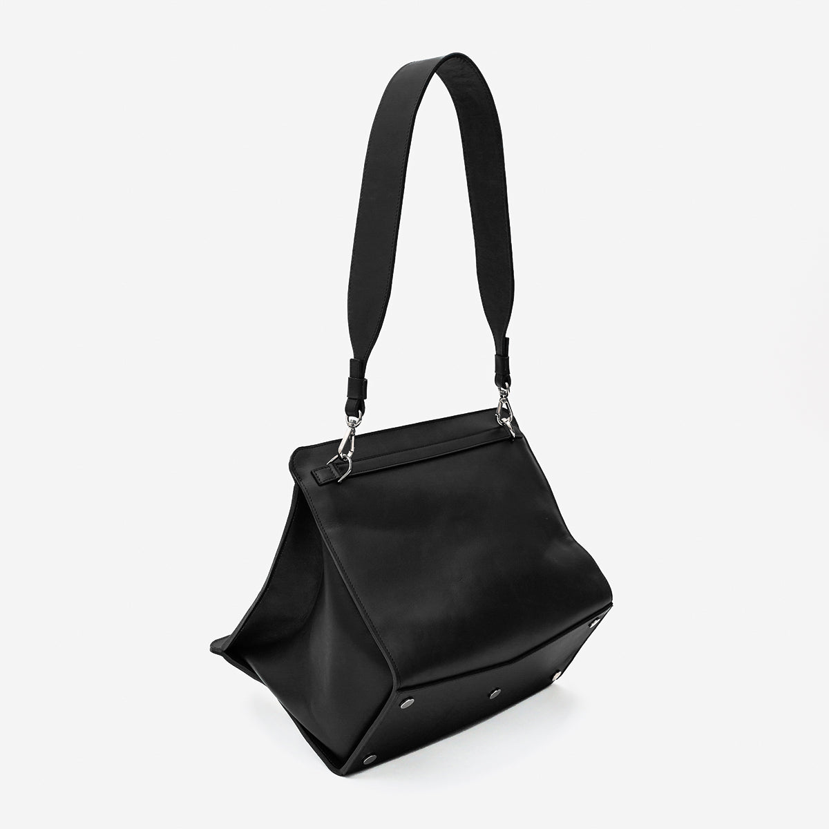 HERRIE BOX PREMIER - II / RAPTO FLEX｜斜めファスナーと構造美が光るミニマルバッグ｜ITTI（イッチ）公式