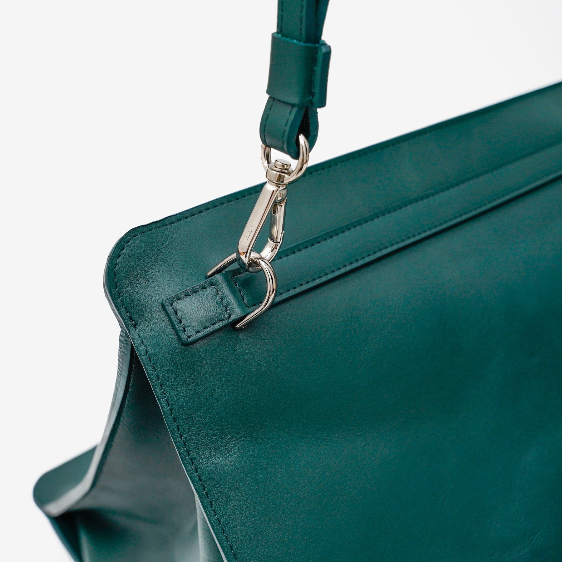 HERRIE BOX PREMIER - II / RAPTO FLEX｜斜めファスナーと構造美が光るミニマルバッグ｜ITTI（イッチ）公式