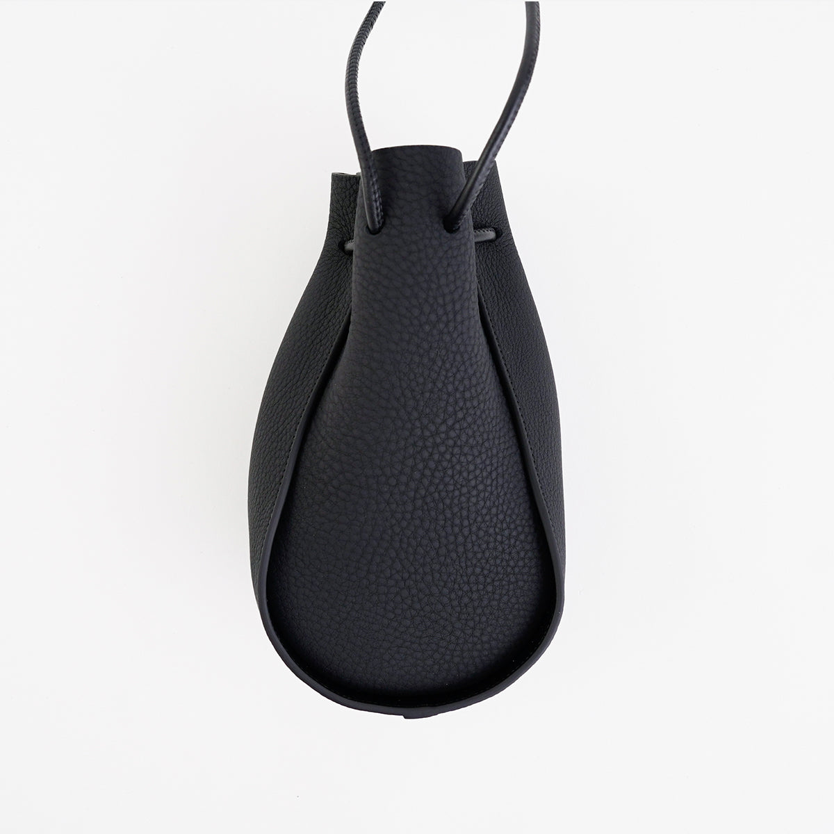 HERRIE KINCHAKU POUCH – GPM / DIPLO SKY｜巾着ポーチ 本革 スマホ 財布収納｜ITTI（イッチ）公式