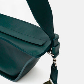 HERRIE MOON SAC / RAPTO FLEX｜上質レザーの舟形ショルダーバッグ｜ITTI（イッチ）公式