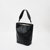 BONNIE BUCKET SHOULDER / RAPTO FLEX｜ミニマルな2WAYレザーバッグ｜ITTI（イッチ）公式