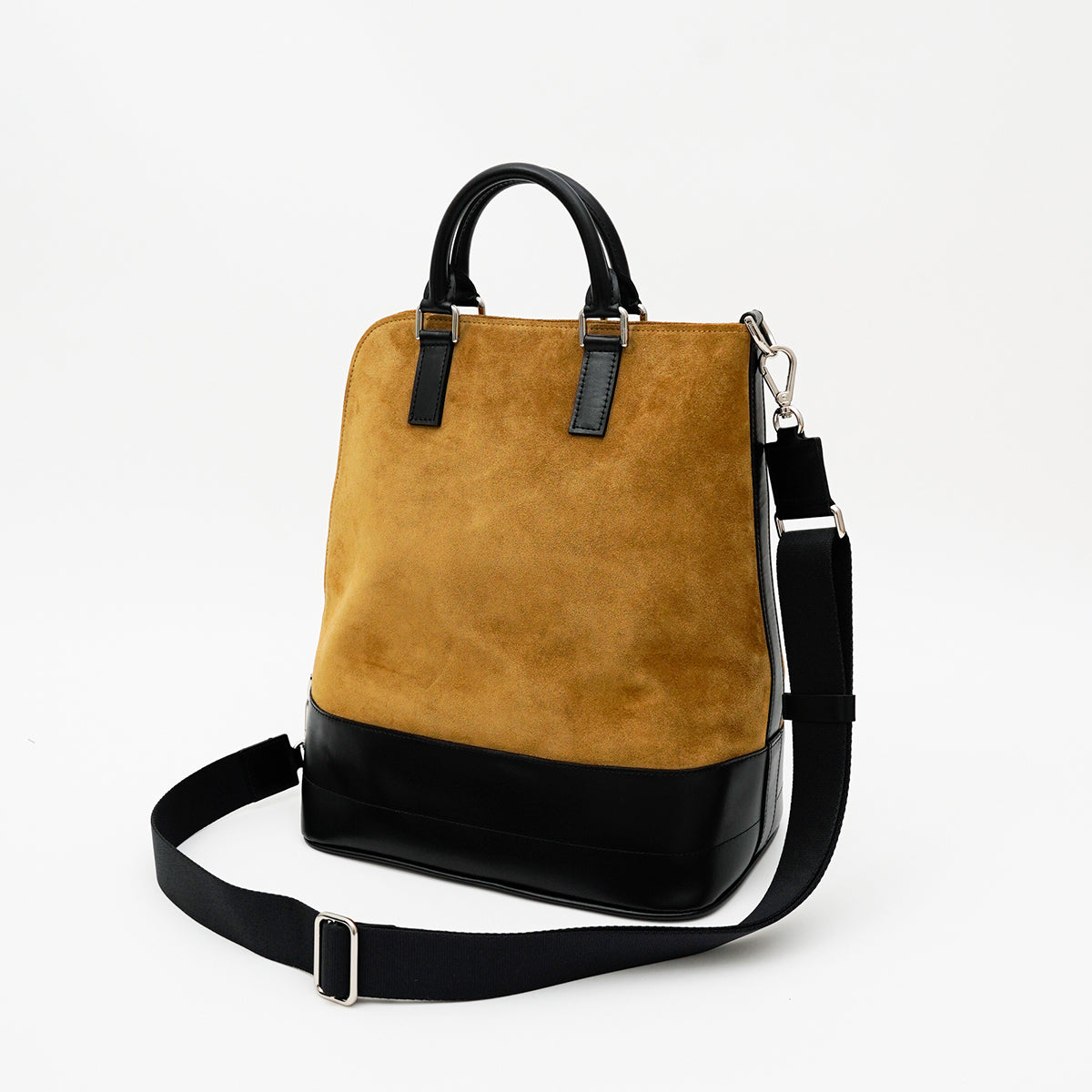 BONNIE VERTICAL TOTE - PM / MOSSA LDN｜ノートPC収納 縦型トートバッグ｜ITTI（イッチ）公式