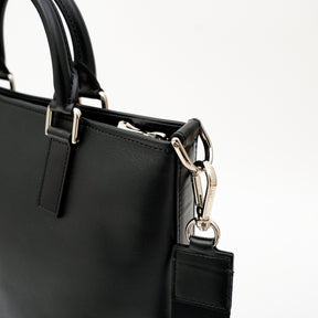 BONNIE VERTICAL TOTE - PM / RAPTO FLEX｜PC収納可 ミニマル縦型トートバッグ｜ITTI（イッチ）公式