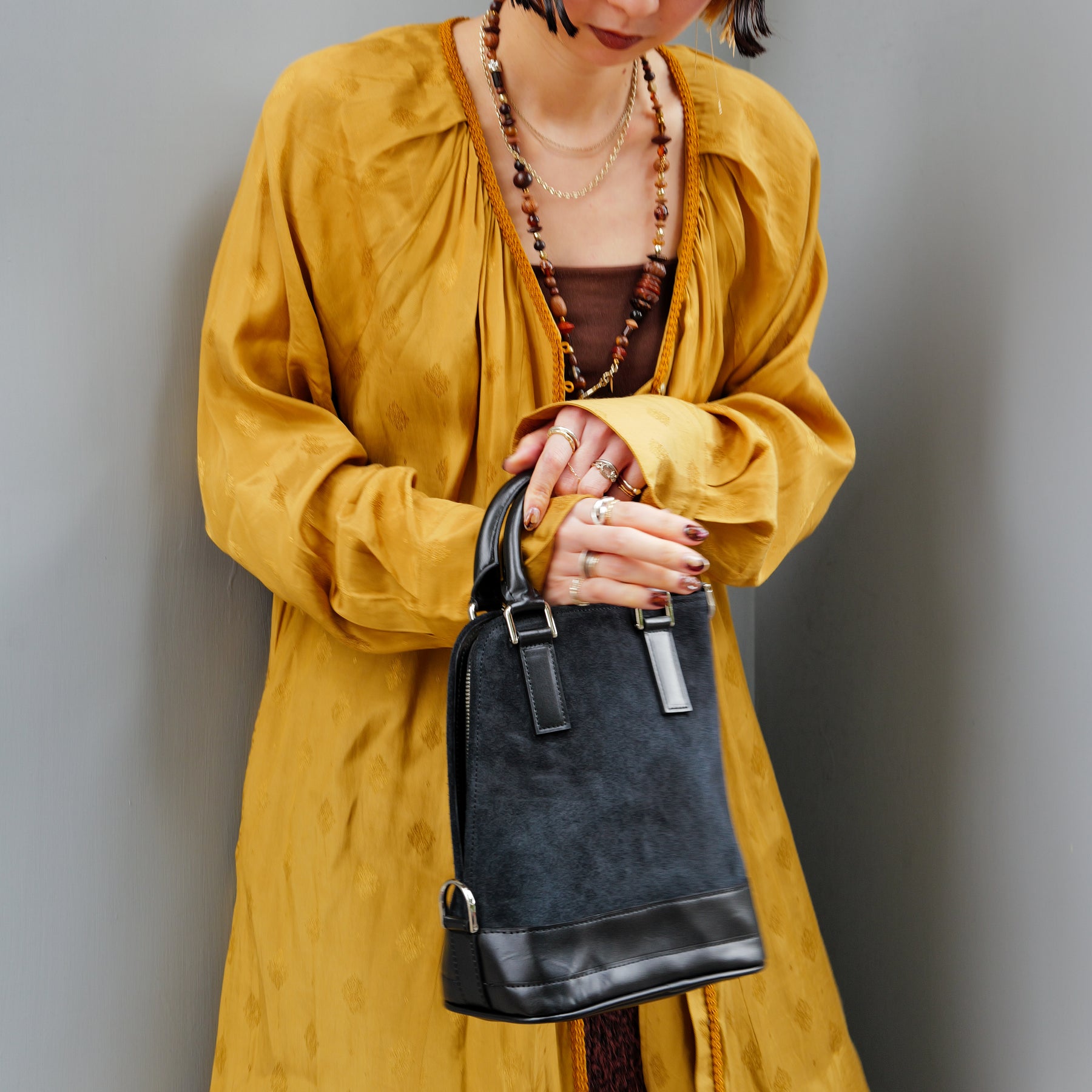 BONNIE VERTICAL TOTE - XS / MOSSA LDN｜ミニトートバッグ スエード 軽量 撥水｜ITTI（イッチ）公式