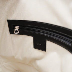 BONNIE VERTICAL TOTE - XS / MOSSA LDN｜ミニトートバッグ スエード 軽量 撥水｜ITTI（イッチ）公式