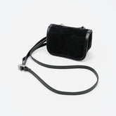 MICHELLE CAMERA ERRAND POUCH / MOSSA LDN｜スエード素材の2WAYポーチ｜ITTI（イッチ）公式