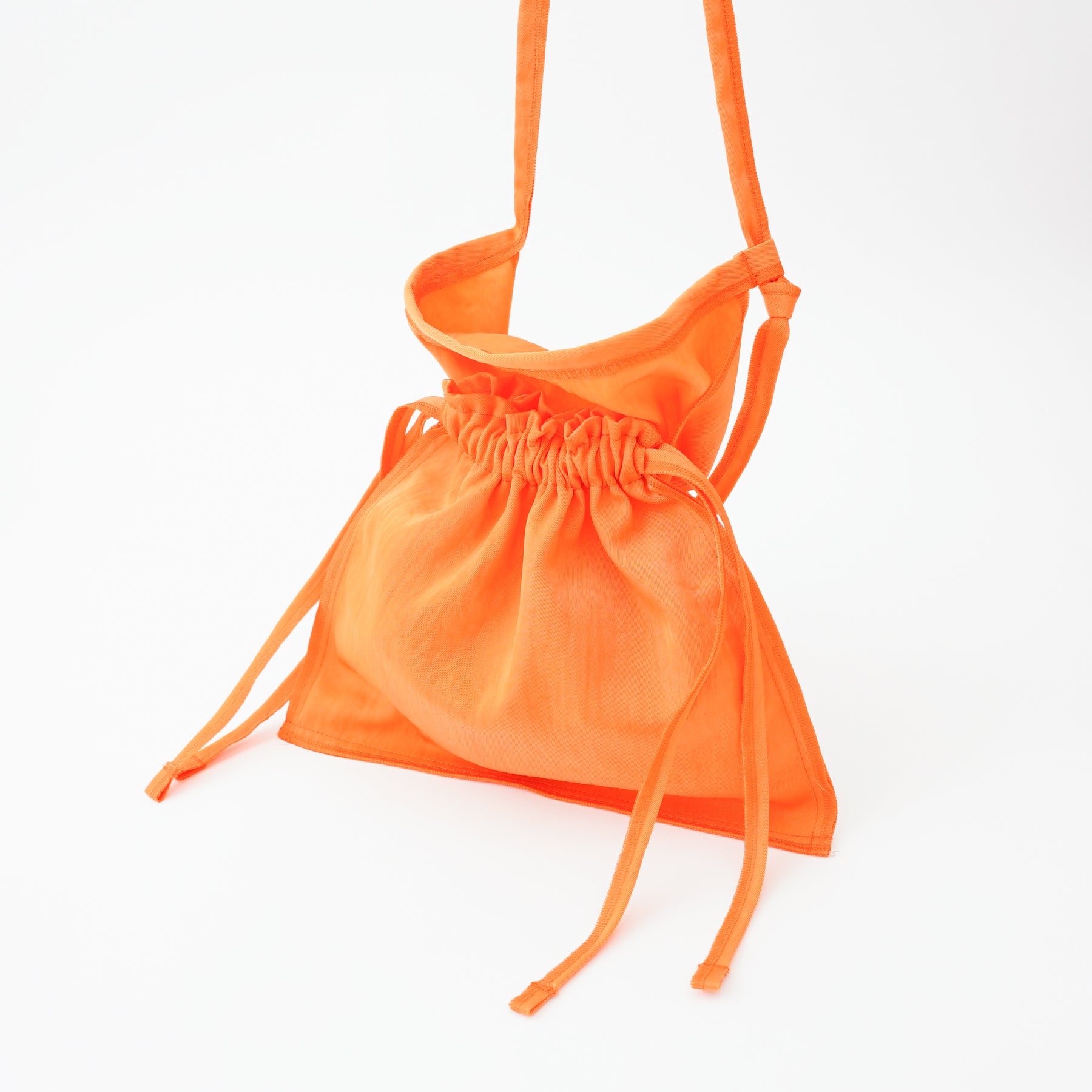 MARY RED CROSS BAG / CERATO BRIGHT｜撥水ナイロン製 巾着ショルダーバッグ メンズ レディース｜ITTI（イッチ）公式