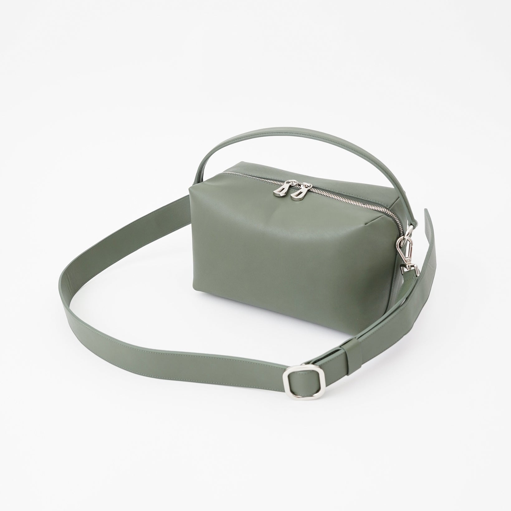 CELLIE TRAIN BAG / RAPTO BD｜ITTIオリジナルレザー使用 2WAYショルダーバッグ ハンドル職人仕立て メンズ レディース ギフト｜ITTI（イッチ）公式