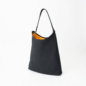 BONNIE HOBO BAG MM / DIPLO SKY｜サステイナブルレザー使用 本革ワンショルダーバッグ 軽量 メンズ レディース ギフト｜ITTI（イッチ）公式