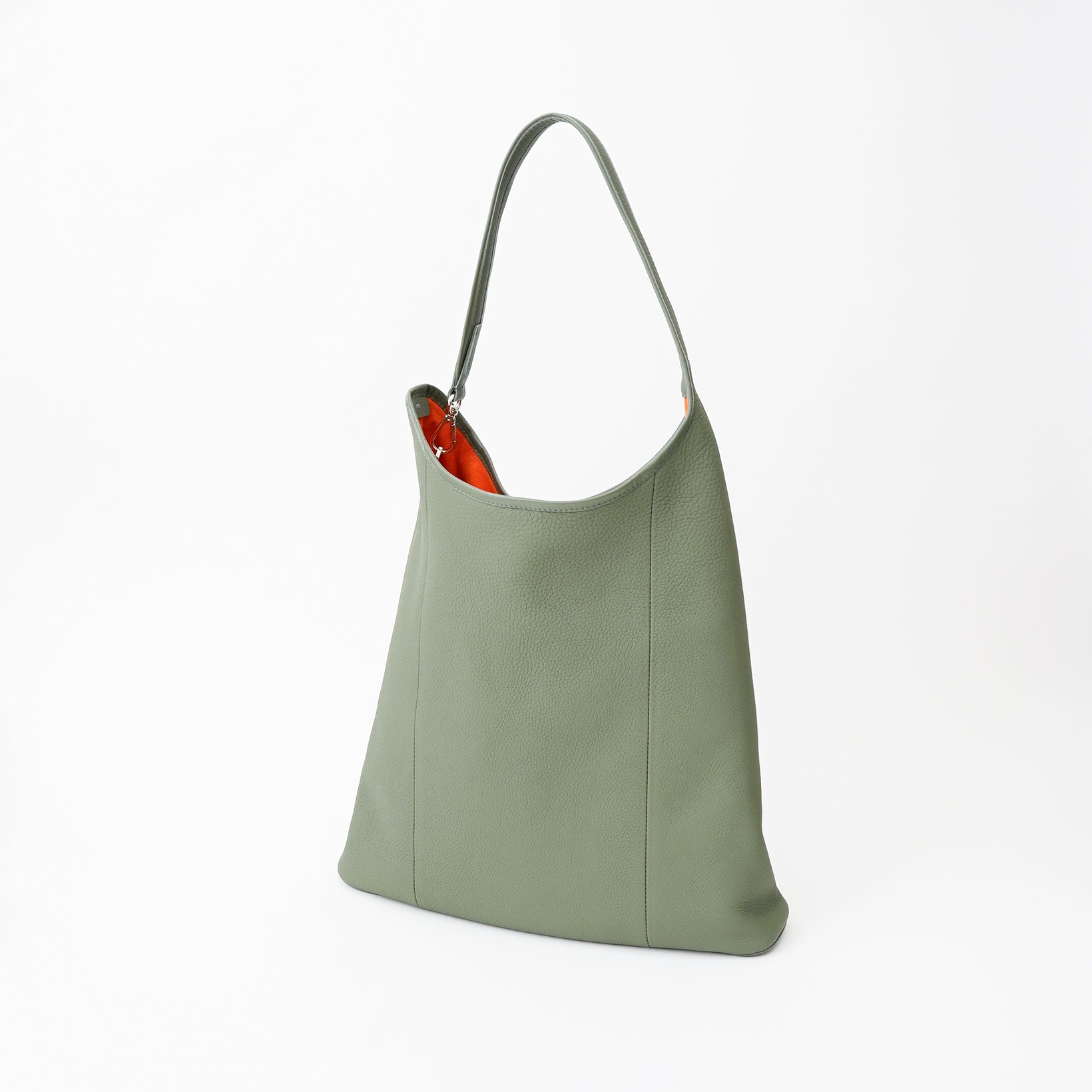 BONNIE HOBO BAG MM / DIPLO SKY｜サステイナブルレザー使用 本革ワンショルダーバッグ 軽量 メンズ レディース ギフト｜ITTI（イッチ）公式