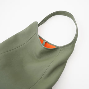 BONNIE HOBO BAG MM / DIPLO SKY｜サステイナブルレザー使用 本革ワンショルダーバッグ 軽量 メンズ レディース ギフト｜ITTI（イッチ）公式