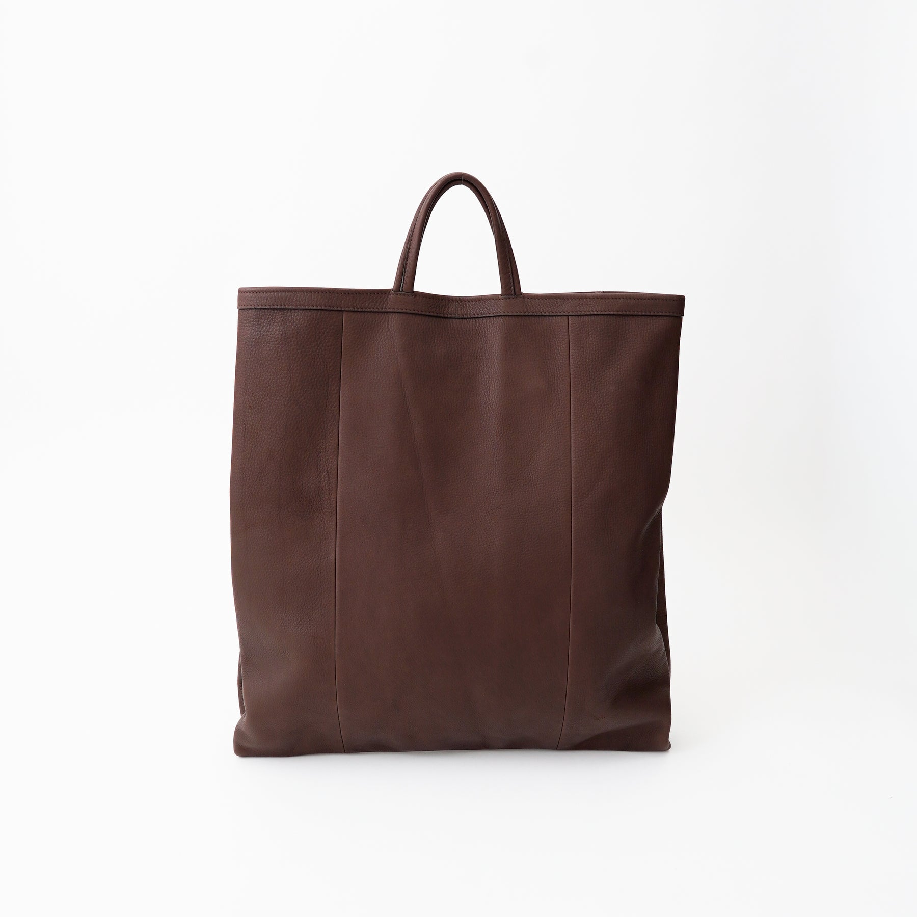BONNIE BIG 2way SHOPPER / DIPLO NUDE｜ドレープが美しいビッグ2wayショッパー メンズ レディース｜ITTI（イッチ）公式