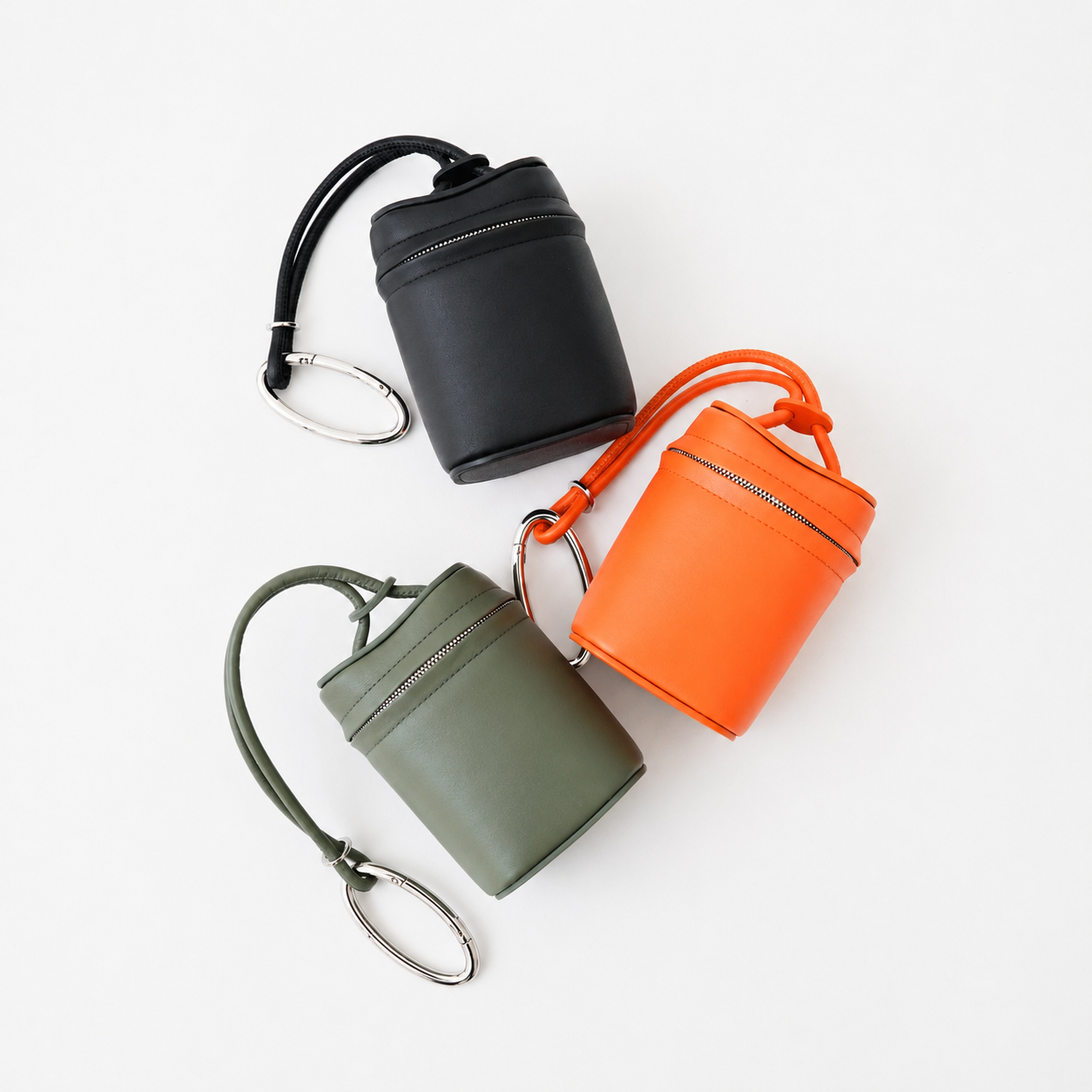 CELLIE BOX CHARM BAG / RAPTO BD｜スムースレザー ポーチ バッグチャーム ショルダー 本革 メンズ レディース｜ITTI（イッチ）公式