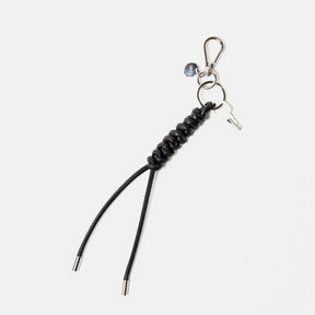  ITTI (イッチ)  | CRISTY SNAKE KNOT CHARM / STCOW (クリスティスネークノットチャーム / ステッチカウレザー) レザー キーチャーム キーホルダー ブラック 黒 ギフト プレゼント 贈り物 ブランド 