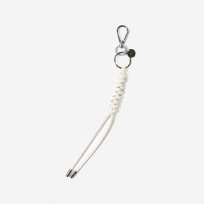CRISTY SNAKE KNOT CHARM / STCOW (クリスティスネークノットチャーム / ステッチカウレザー) - ITTI (イッチ) キーチャーム キーホルダー オフ ホワイト アイボリー 白 ギフト プレゼント 贈り物 ブランド 