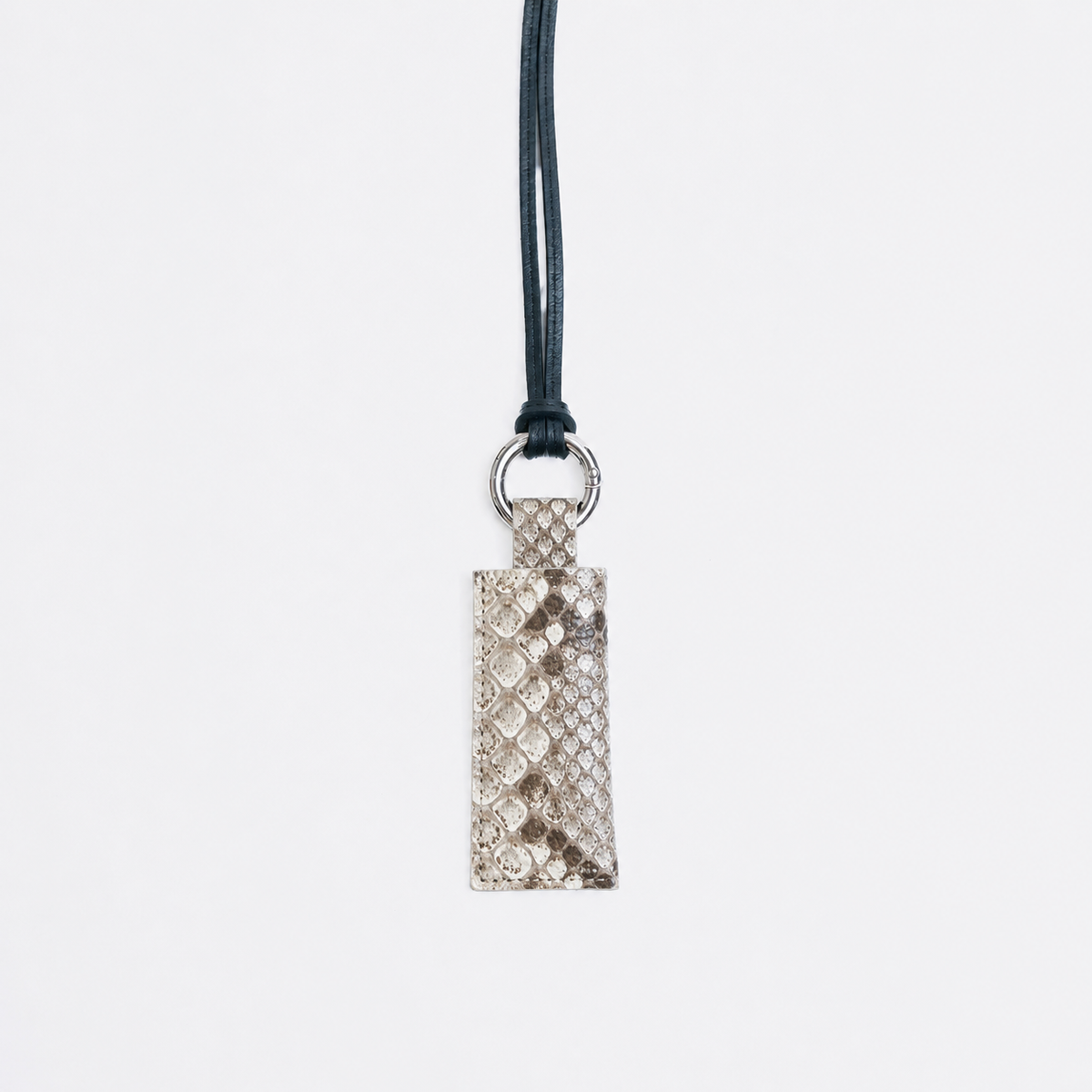 HERRIE LIP RING / EXOTIC【LIMITED】