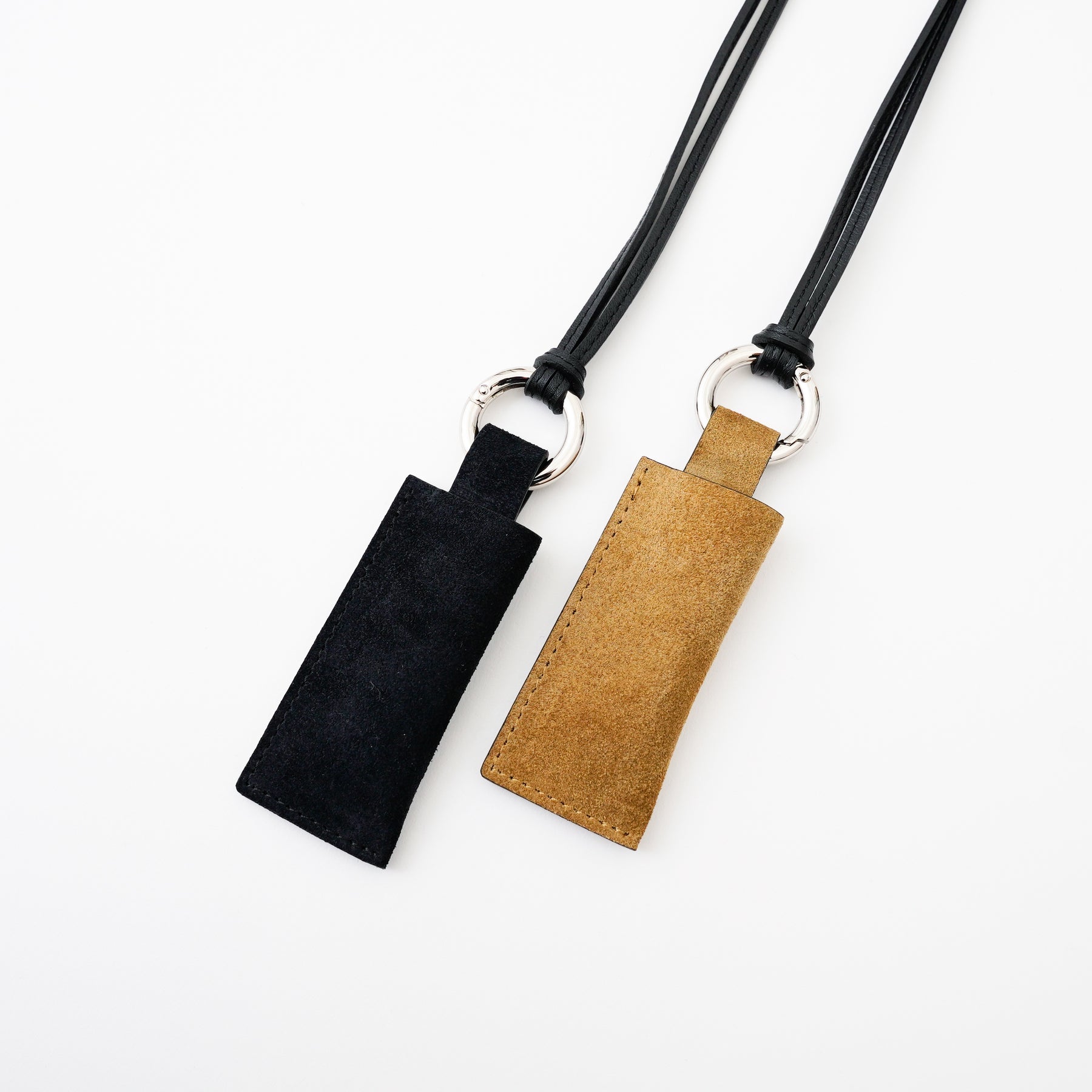 HERRIE LIP RING / MOSSA LDN｜本革リップケース カラビナ付き ネックストラップ メンズ レディース ギフト｜ITTI（イッチ）公式