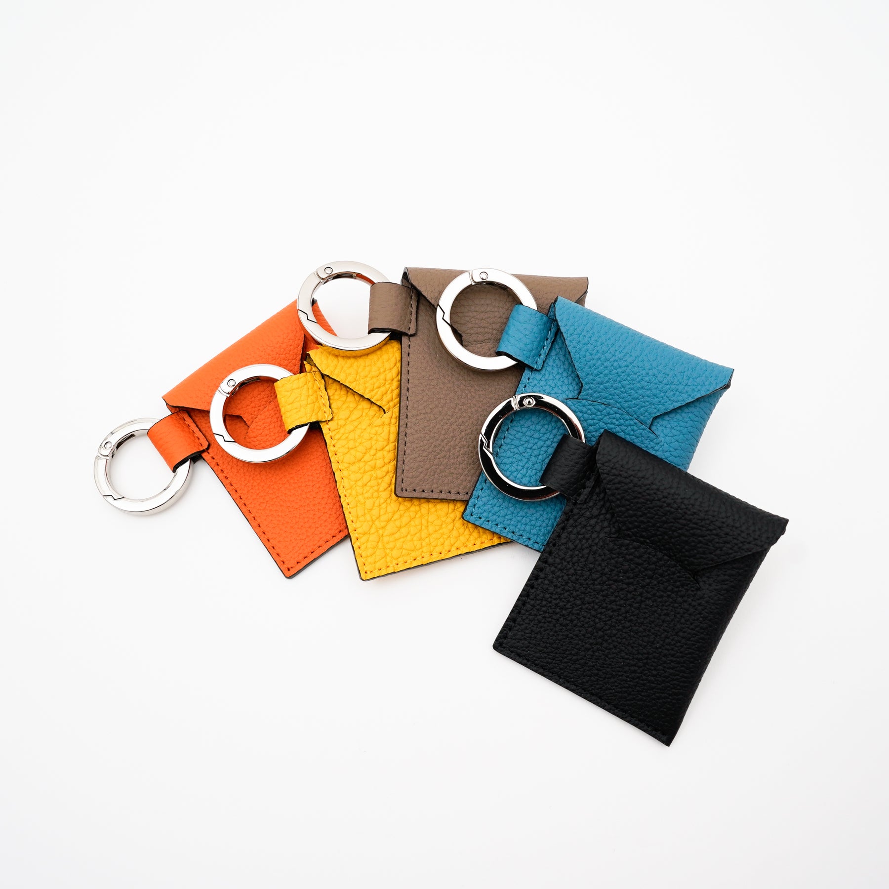 HERRIE FUTO PODS RING / DIPLO FJORD｜AirPods対応 本革チャーム｜ITTI（イッチ）公式