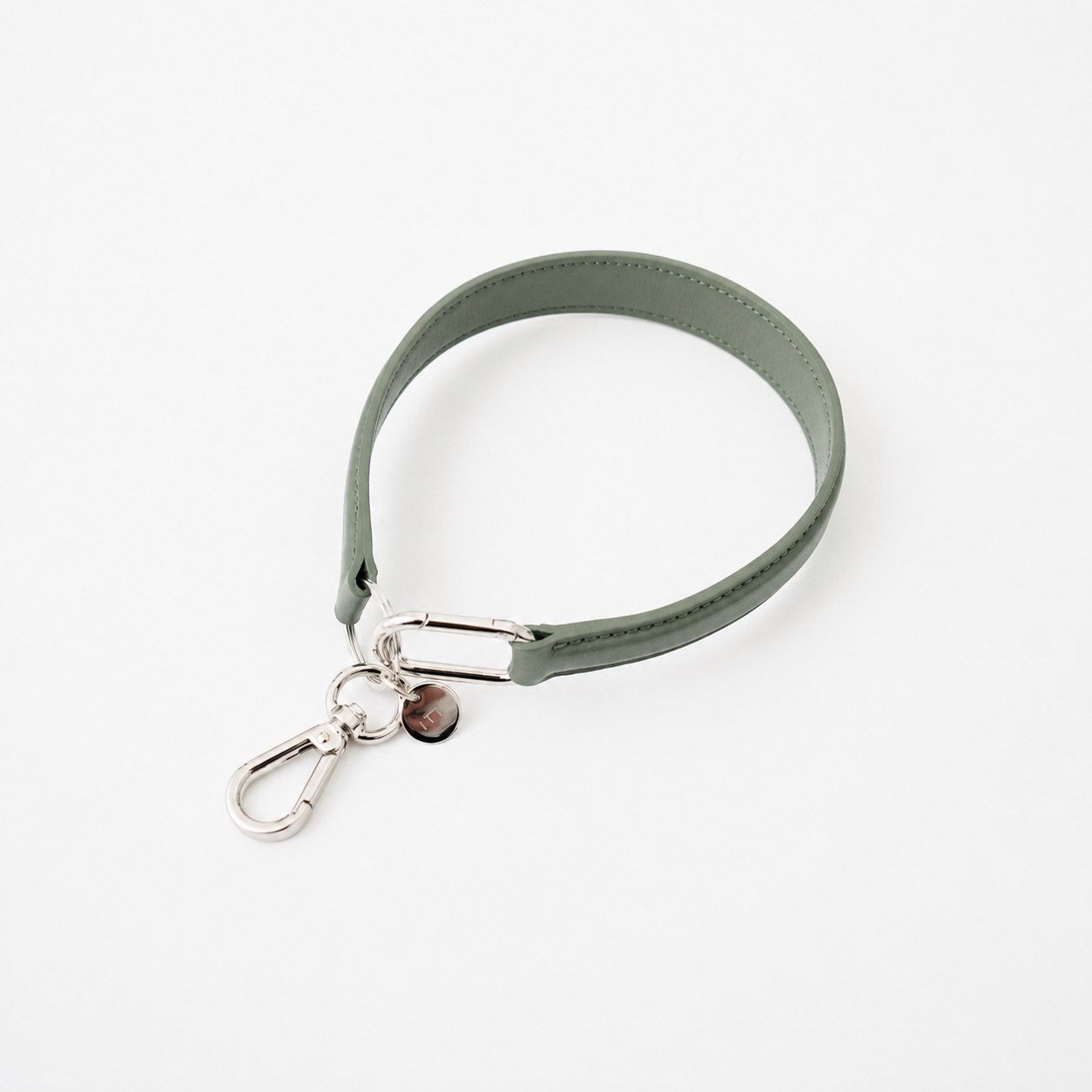 CELLIE TRAIN STRAP CODE / RAPTO BD｜ハンドル職人仕立て 本革スマホストラップ ウォレットコード バッグチャーム メンズ レディース｜ITTI（イッチ）公式