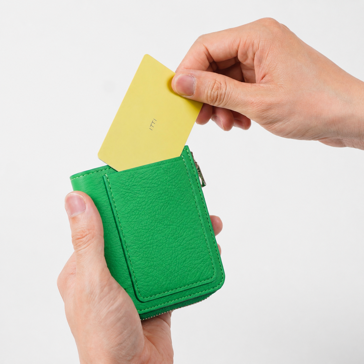 本革ミニ財布｜CRISTY VERY COMPACT WLT .5 / 21Q3-4 / IL【LIMITED】｜ITTI（イッチ）公式