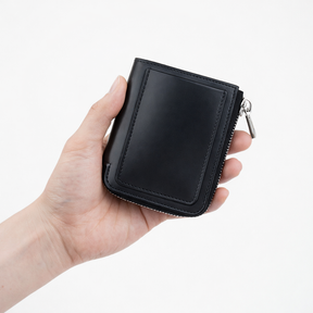 CRISTY VERY COMPACT WLT .5 / ALPS CARNO｜薄型ミニ財布 本革 メンズ レディース｜コードバン レザー 黒 ブラックサイズ感｜ITTI（イッチ）公式