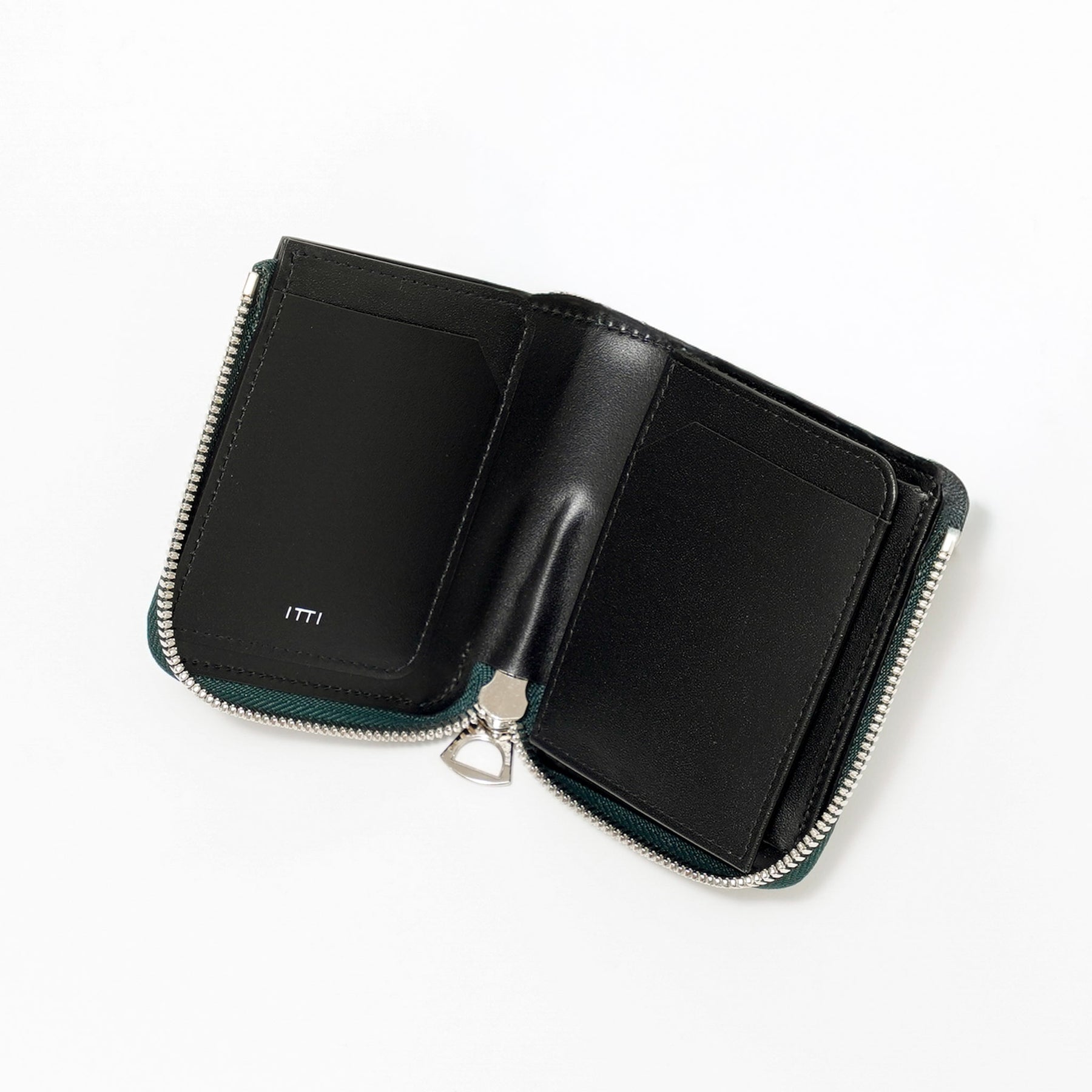 ITTI (イッチ) | CRISTY VERY COMPACT WLT .5 / CARNO(クリスティベリーコンパクトウォレット/カルノ) コードバン レザー 本革 馬 ミニ財布 さいふ サイフ 小さい メンズ レディース 人気 グリーン 緑 開運 金運 風水 運気 ブランド ホース