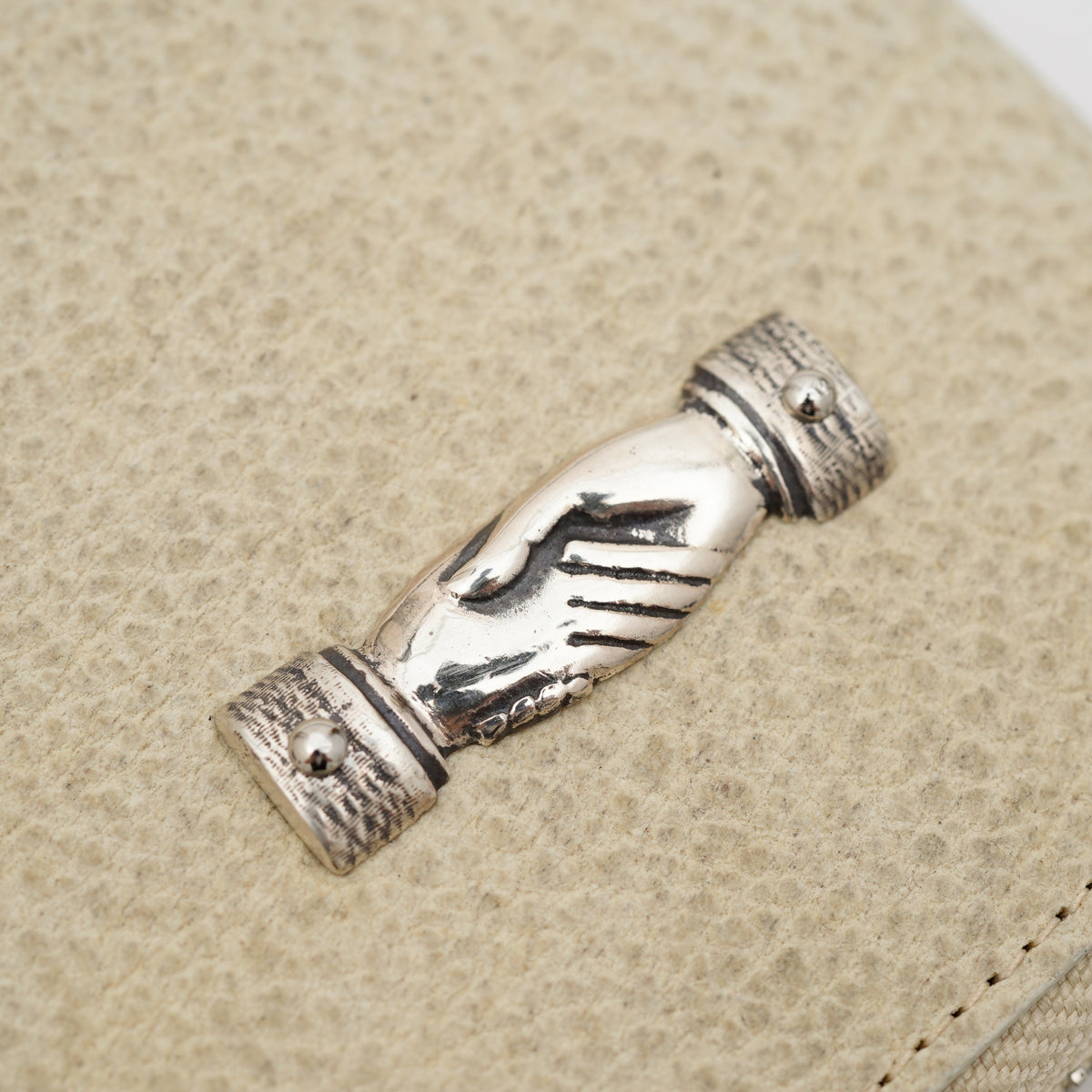 CRISTY VERY COMPACT WLT.5 / SHIRO - 25Q3｜手のひらサイズの薄型ミニ財布 メンズ レディース｜ITTI（イッチ）公式