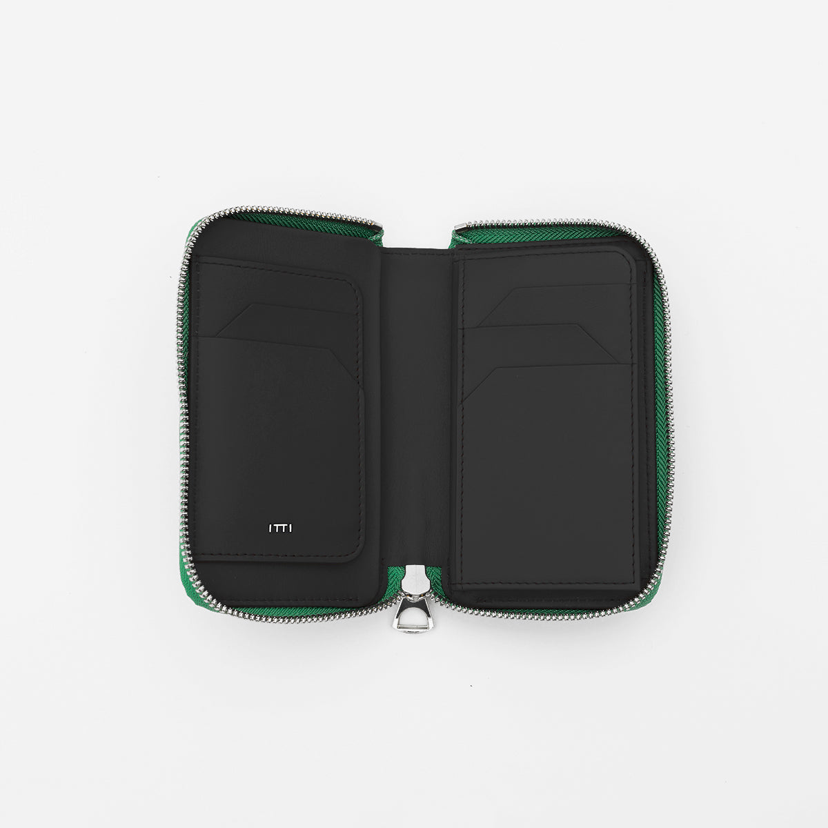 CRISTY SMART MID WLT.5｜DIPLO SKYサステナブルレザー使用｜内装スムース | 軽量マット質感ミニ財布｜ITTI（イッチ）公式