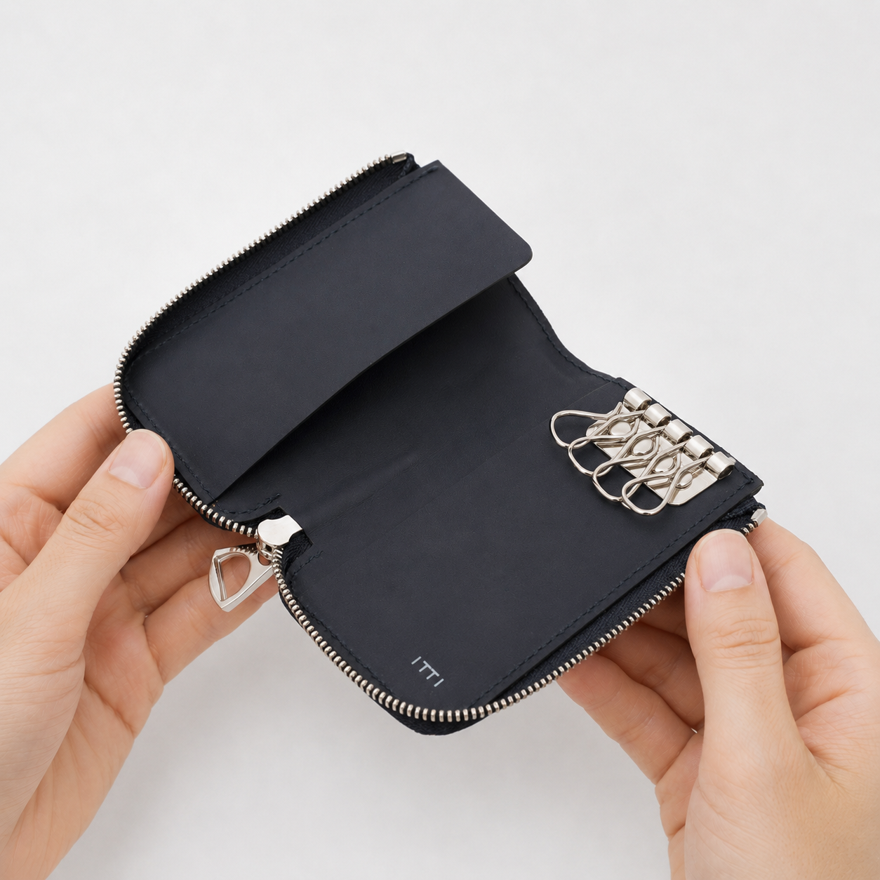 CRISTY KEY CARD CASE / AI CROCO