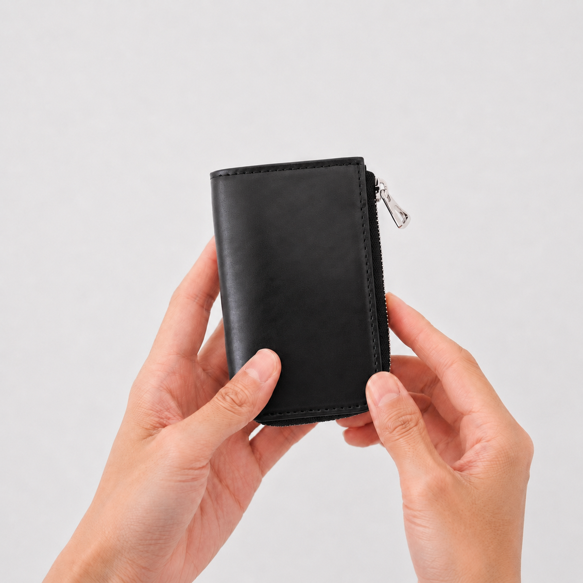CRISTY KEY CARD CASE / OIL CARNO｜セミアニリンコードバン 本革キーカードケース 鍵 スマートキー メンズ レディース ギフト｜ITTI（イッチ）公式