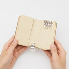 ITTI (イッチ) | CRISTY KEY CARD CASE / SHIRO(クルスティキーカードケース/白鞣し皮革) 本革 レザー メンズ レディース
