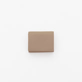 ITTI (イッチ) | CRISTY TRIFOLD MINI WLT / DIPLO SKY(クリスティトリフォルドミニウォレット/ディプロスカイ)3つ折り かぶせ さいふ 財布 サイフ 大人 メンズ レディース ミニ コンパクト 小さい レザー ブランド トープ グレージュ 茶色 ブラウン