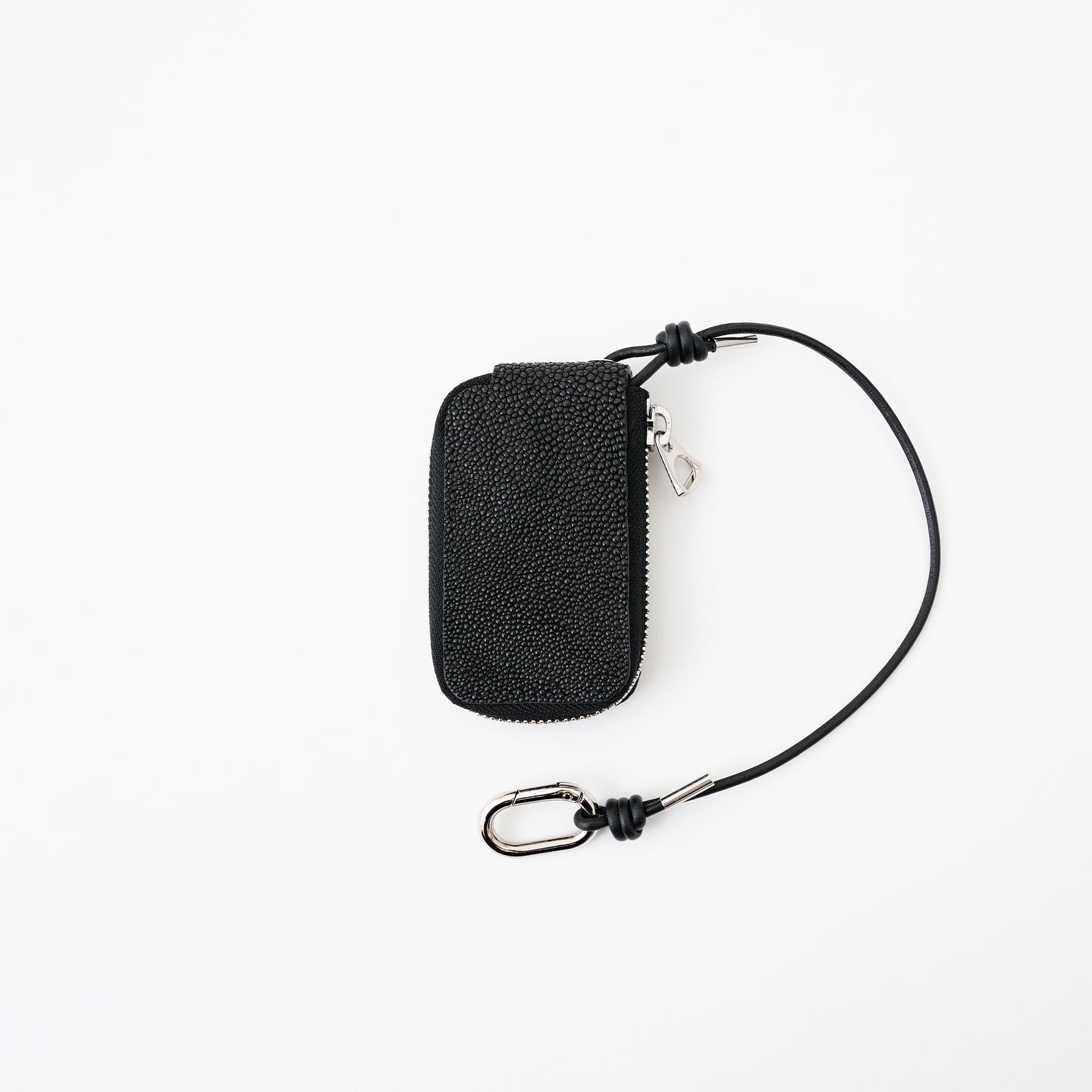 CRISTY SMART KEY CASE / KUROEI｜姫路職人が手がける漆エイ革 本革スマートキーケース メンズ レディース ギフト｜ITTI（イッチ）公式