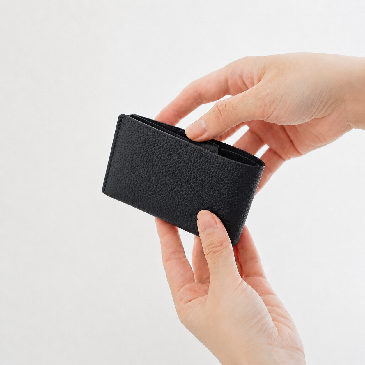 HERRIE VERTICAL CARD CASE / DIPLO FJORD｜縫い目なし 本革縦型カードケース メンズ レディース ギフト｜ITTI（イッチ）公式