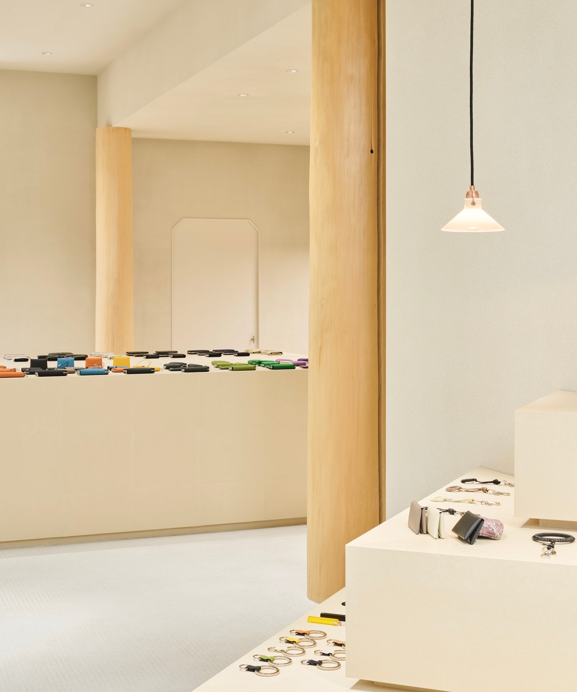 ABOUT - ITTI OSAKA (大阪・心斎橋・南船場)｜ITTI（イッチ）公式｜革製品 財布 鞄 小物 ｜レザーブランド 直営店 